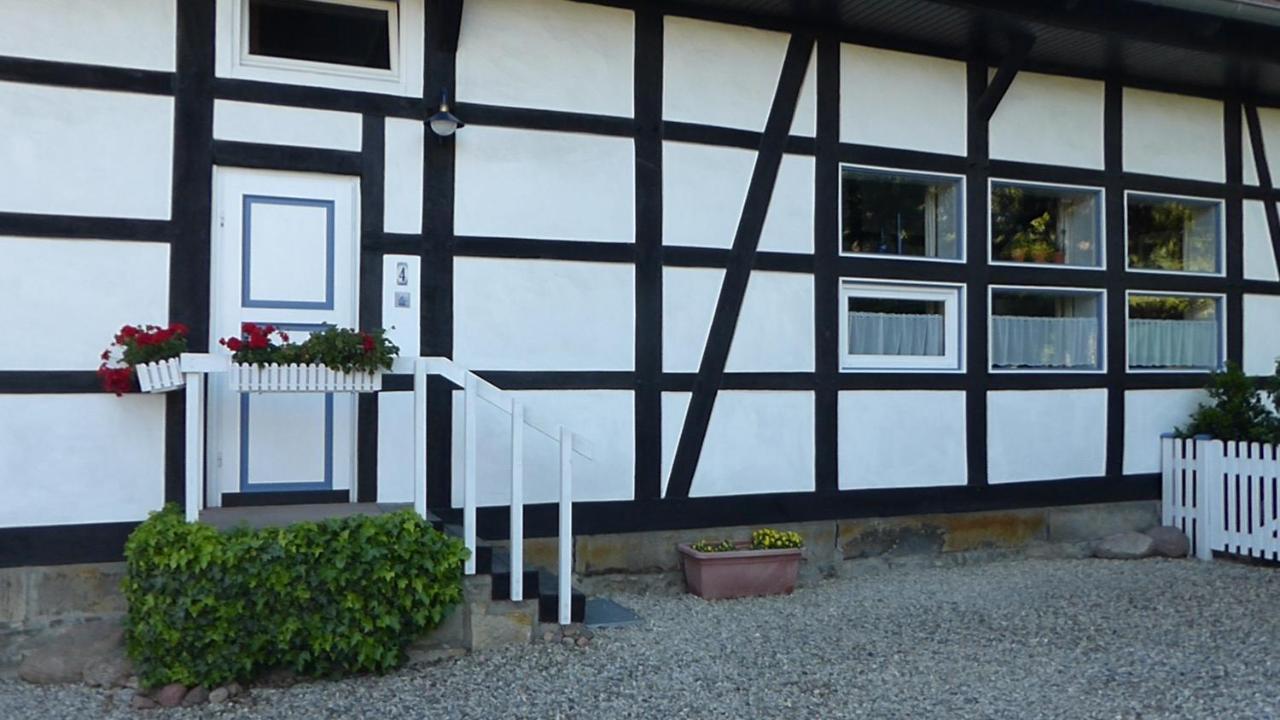 הנובר Suite „Friesland“ - Wunderschoenes Apartment In Fachwerkhaus מראה חיצוני תמונה