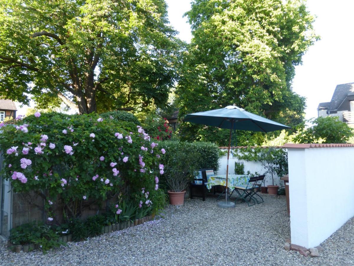 הנובר Suite „Friesland“ - Wunderschoenes Apartment In Fachwerkhaus מראה חיצוני תמונה