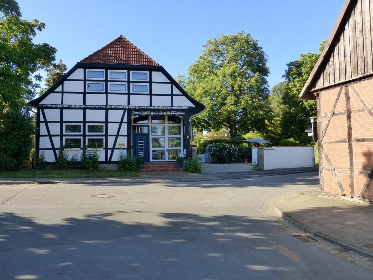 הנובר Suite „Friesland“ - Wunderschoenes Apartment In Fachwerkhaus מראה חיצוני תמונה